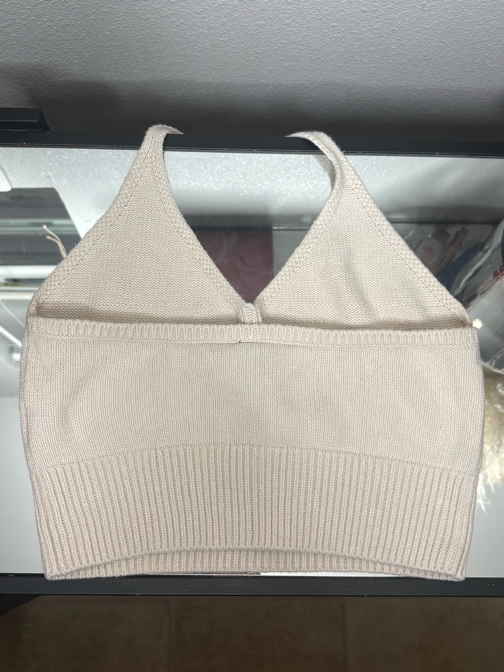 🌸Knit Halter Top🌸 - Picture 4 of 5